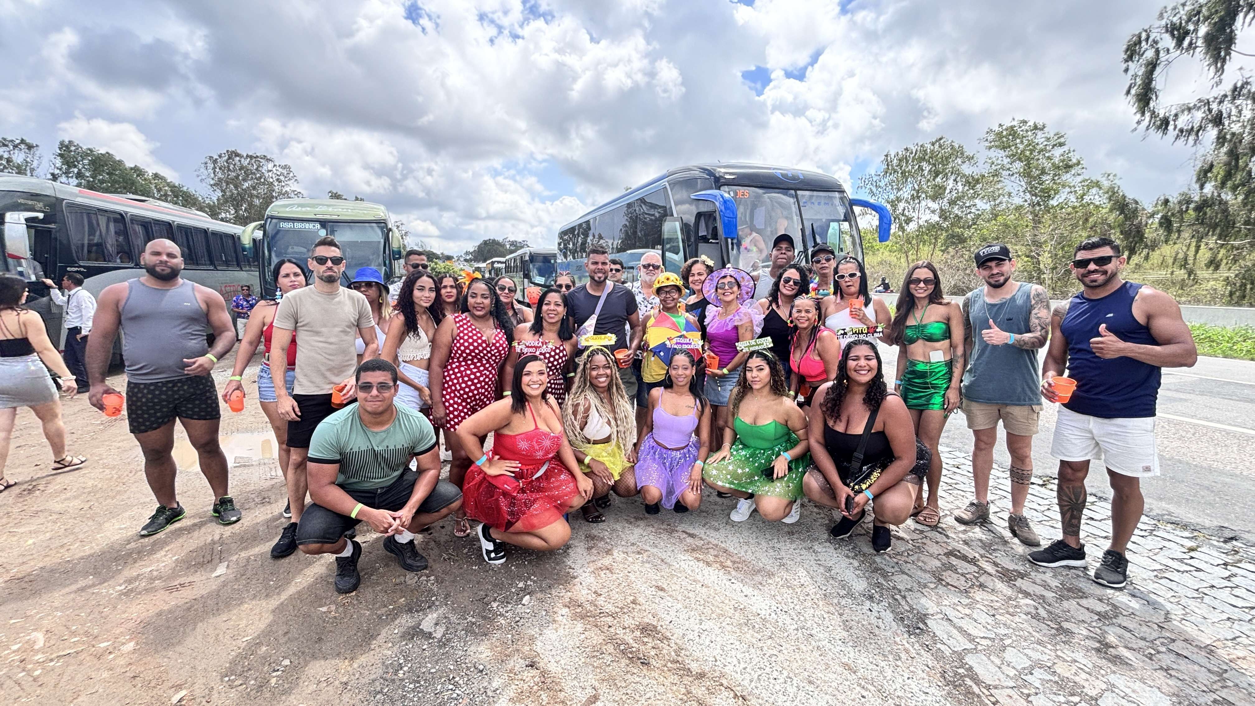Grupo viajando com a Otturismo